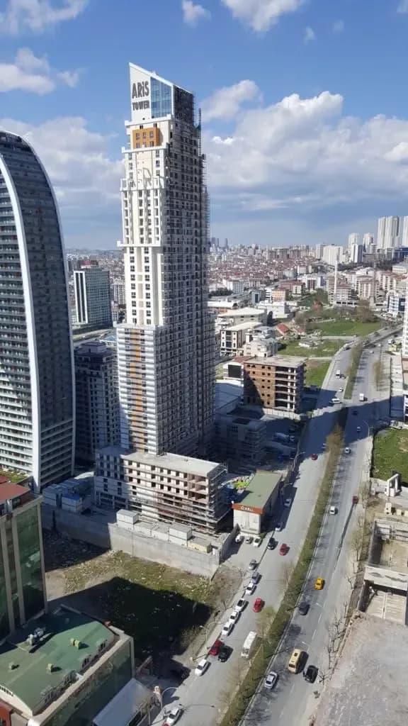 Aris Grand Tower — image 4